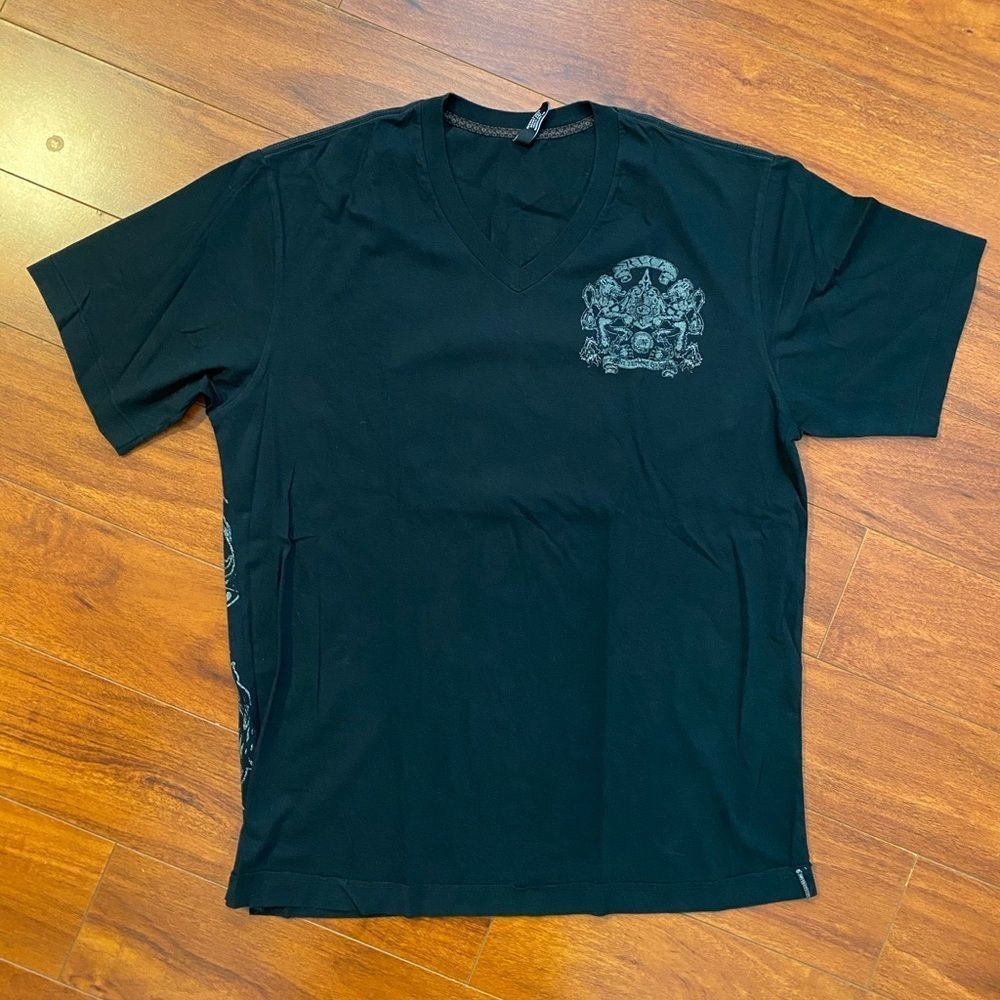 RVCA v-neck big logo black size large